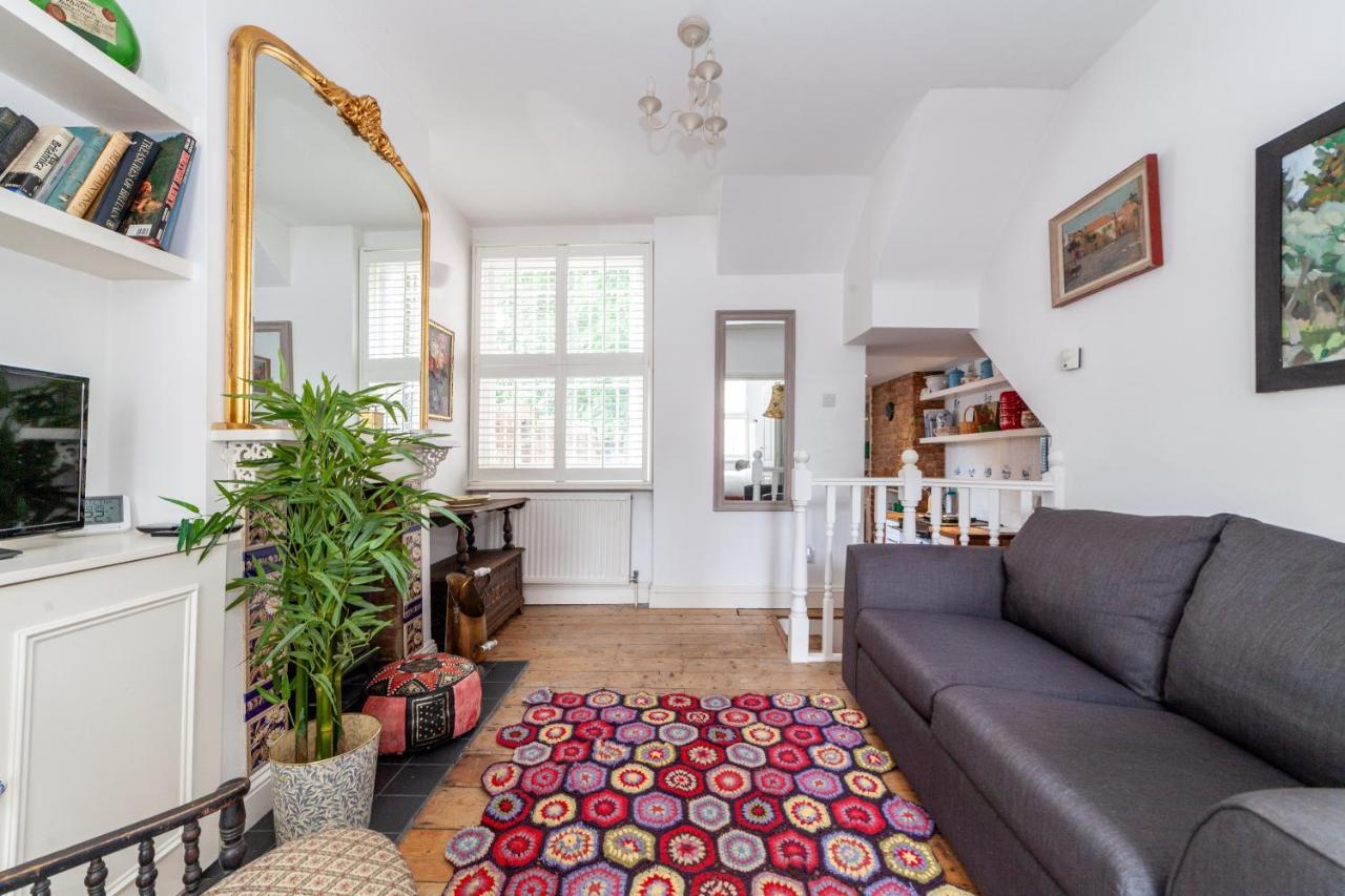 Apartament Charming And Spacious 1 Bedroom Flat In Battersea Londra